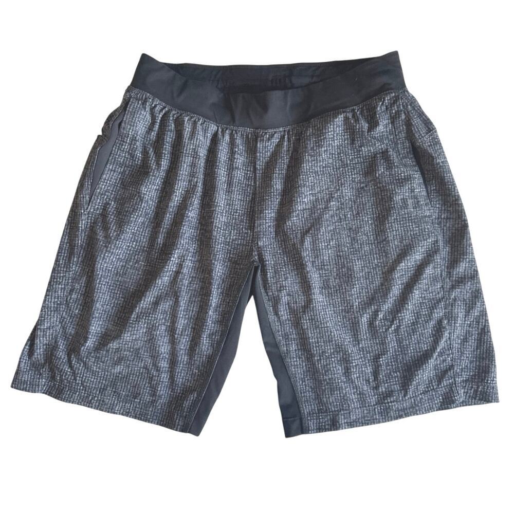 Lululemon T.H.E. Short *Linerless 9" Inseam Mens Size L Gray/Black *EUC